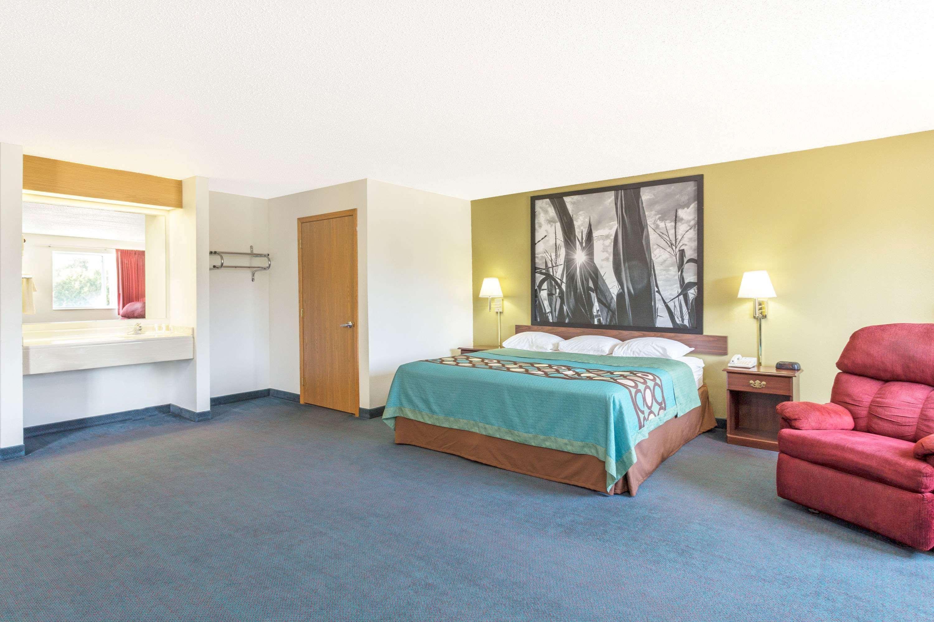Hotel Super 8 By Wyndham Cresco Ia Esterno foto