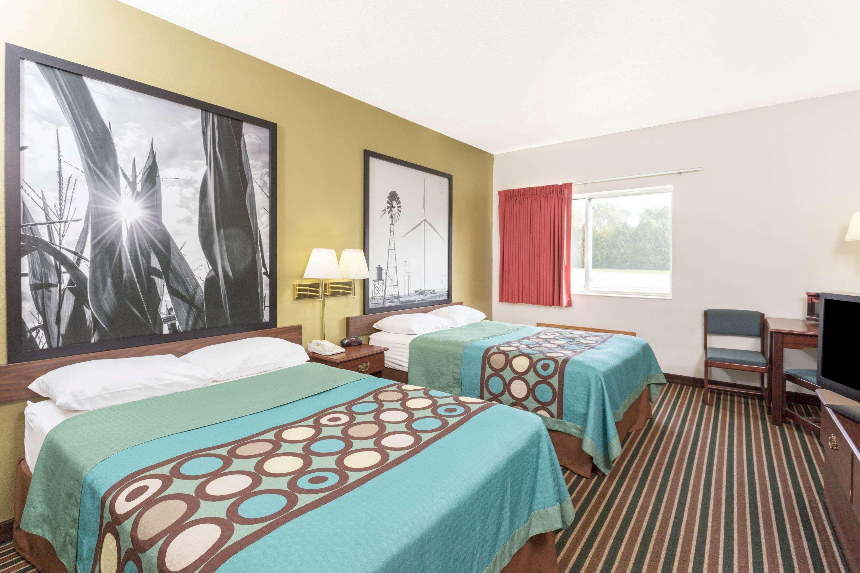 Hotel Super 8 By Wyndham Cresco Ia Esterno foto